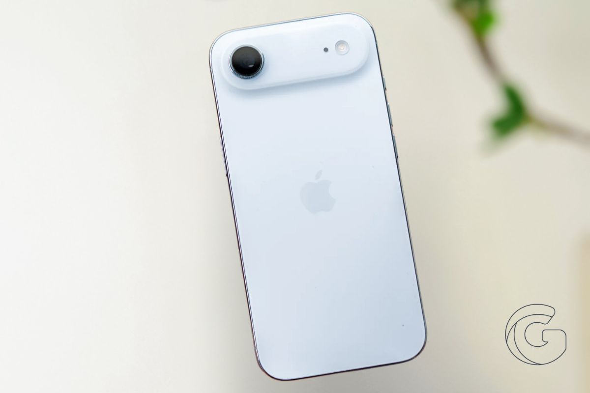 iPhone Air failure smartphone market impact