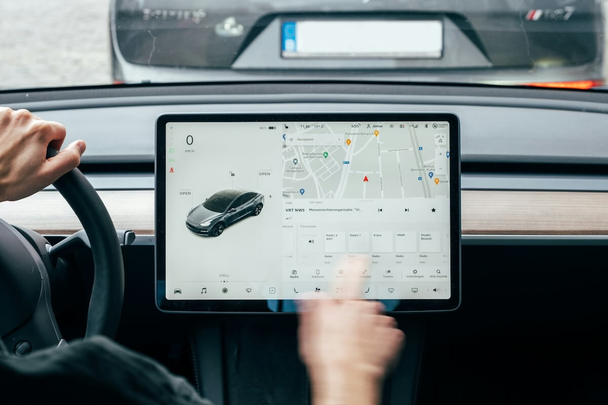 tesla apple carplay support